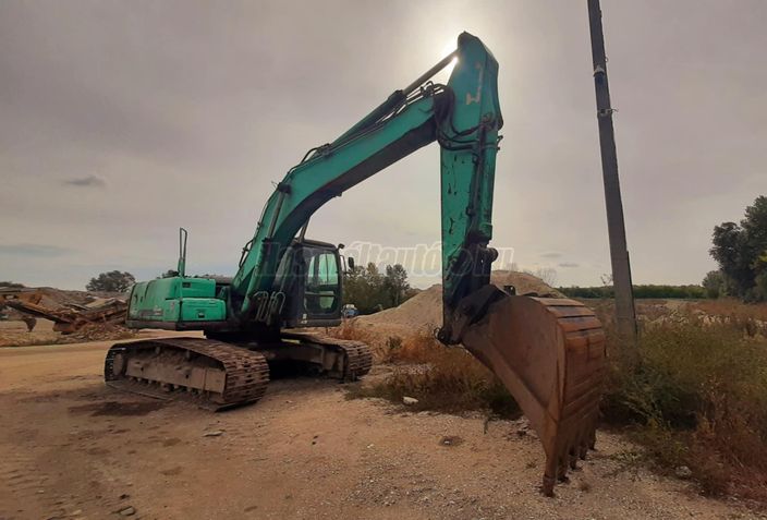 KOBELCO SK 210
