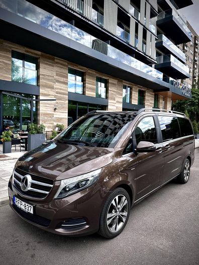 MERCEDES-BENZ V-OSZTÁLY V 250 BlueTec d Avantgarde E (Automata)