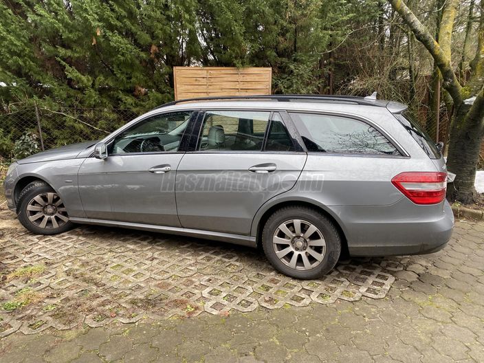 MERCEDES-BENZ E 250 CDI T BlueEFFICIENCY Classic