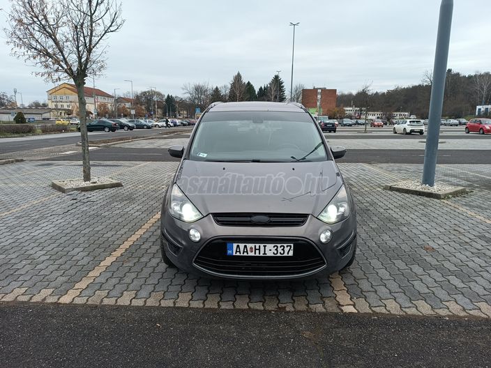 FORD GALAXY 2.2 TDCi Ghia (Automata) [7 személy]
