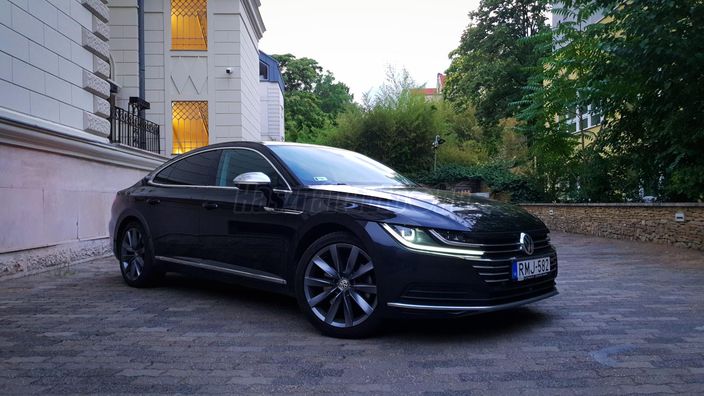 VOLKSWAGEN ARTEON 2.0 TSI Elegance 4Motion DSG