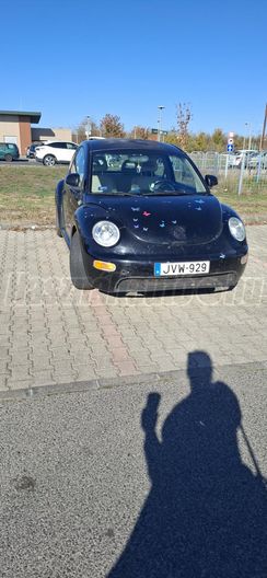VOLKSWAGEN BEETLE