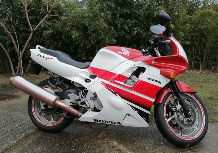 HONDA CBR 600 F2