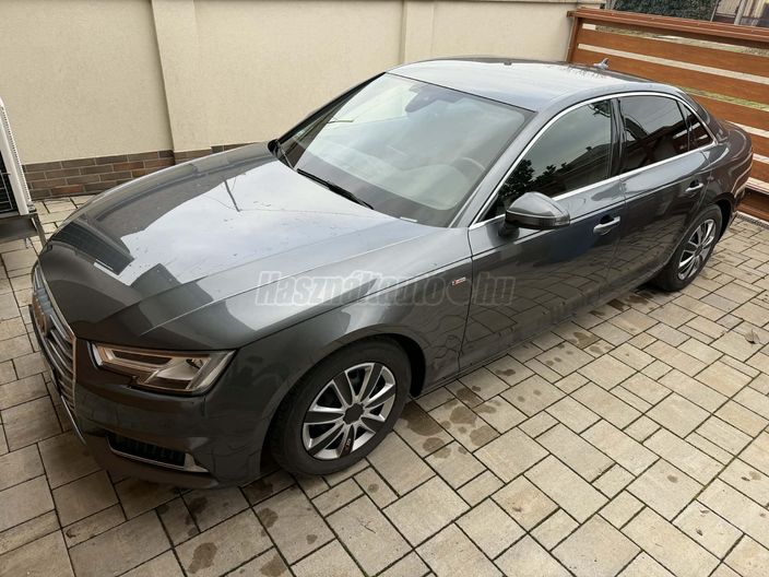 AUDI A4 40 TFSI S line S-tronic