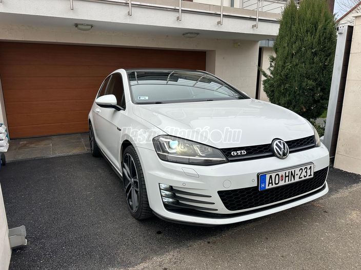 VOLKSWAGEN GOLF VII 2.0 GTD BMT Highline