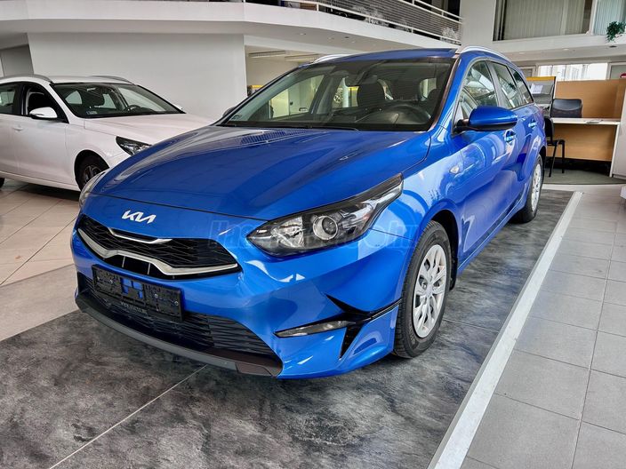 Kia Ceed Sport Wagon 1.5 T-GDI 140LE DCT Silver :: Blue Flame metál