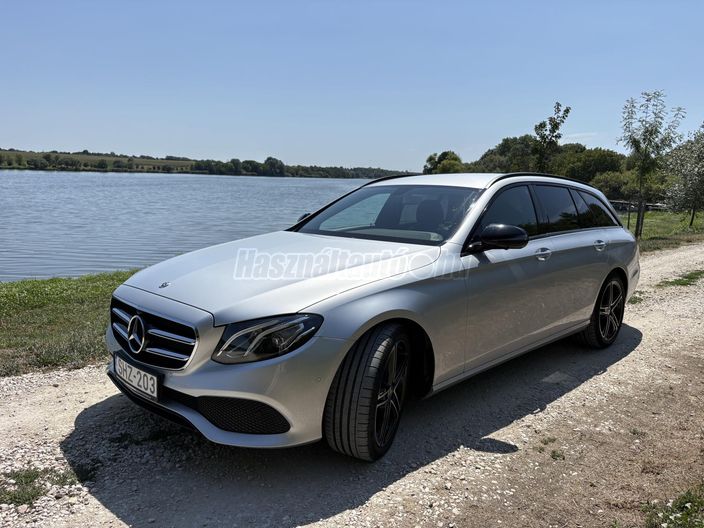 MERCEDES-BENZ E 200 T 4Matic 9G-TRONIC EQ Boost (7 személyes )