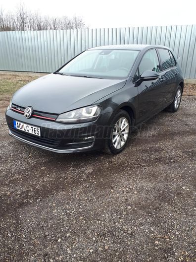 VOLKSWAGEN GOLF VII 1.2 TSI BMT Trendline