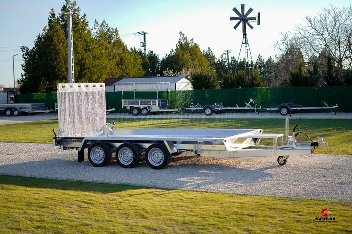 Új Martz Bau 400 - 3.5 tonnás gépszállító utánfutó bruttó 2.790.000 Ft