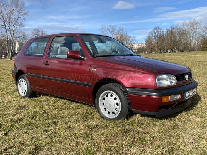 VOLKSWAGEN GOLF III 1.8 GL