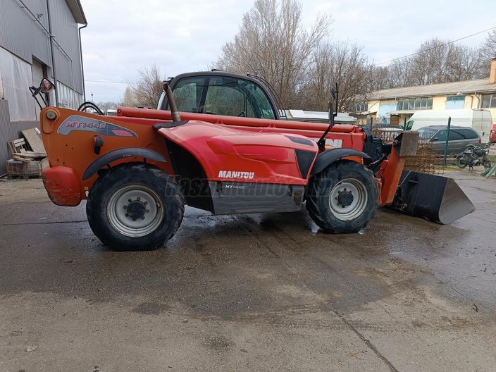 MANITOU MT 1440 ST3B