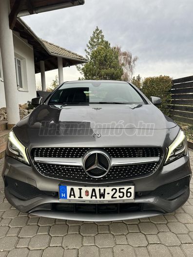 MERCEDES-BENZ CLA 180 7G-DCT