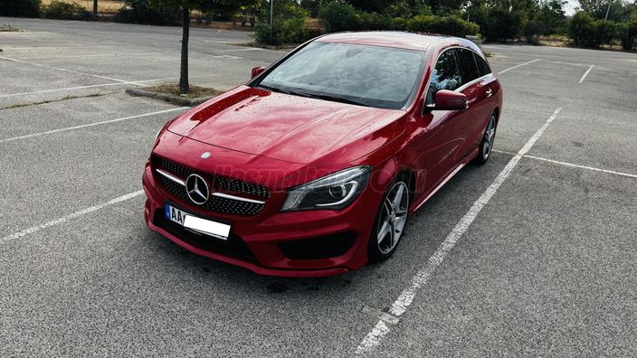 MERCEDES-BENZ CLA 180 AMG Sport