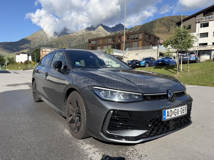 VOLKSWAGEN PASSAT Variant 2.0 TDI R-Line DSG 4MOTION