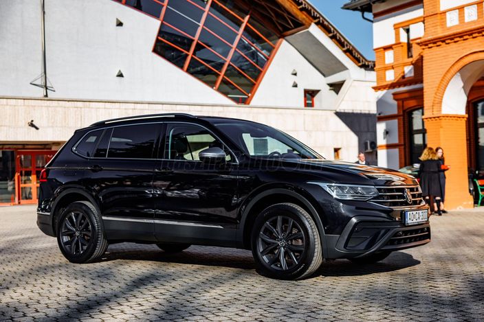 VOLKSWAGEN TIGUAN ALLSPACE 2.0 TDI Life DSG