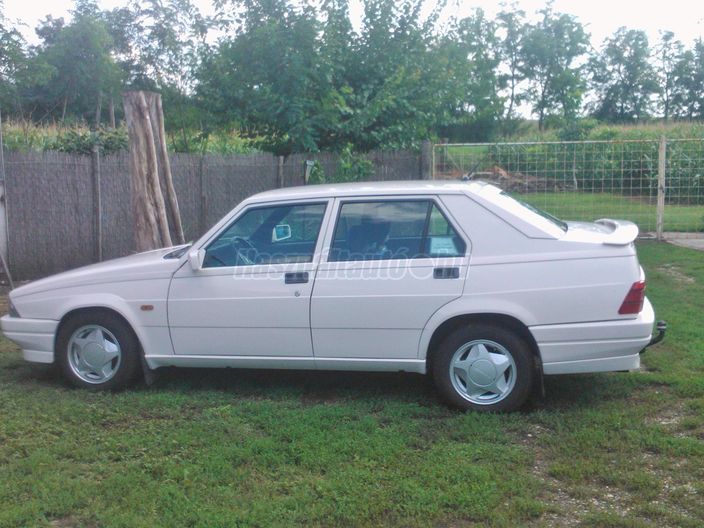 ALFA ROMEO 75 2.0 TD