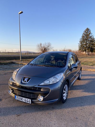 PEUGEOT 207 1.4 VTi Premium