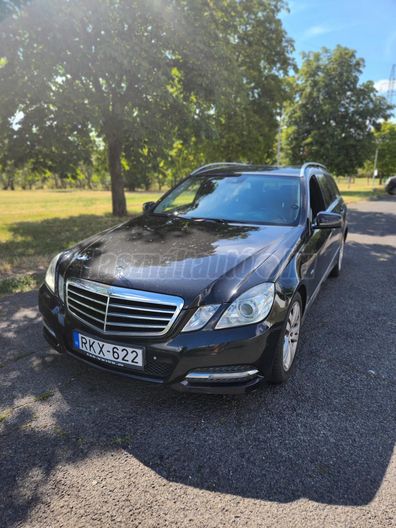 MERCEDES-BENZ E 250