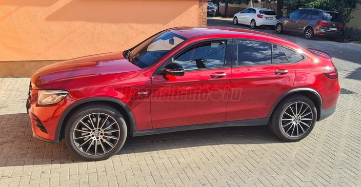 MERCEDES-AMG GLC