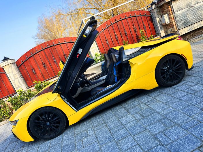 BMW I8 Roadster (Automata)
