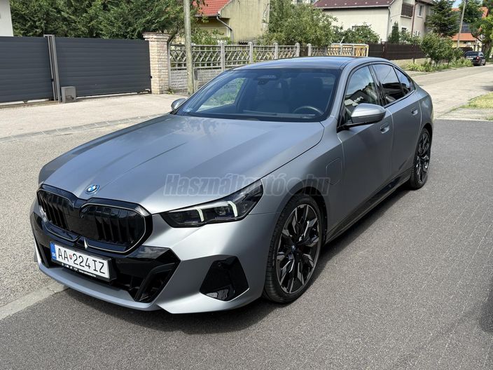 BMW 550 550e xDrive (Automata)