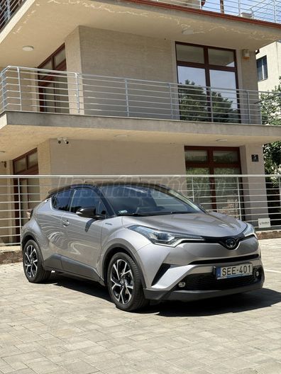 TOYOTA C-HR 1.8 Hybrid Selection e-CVT