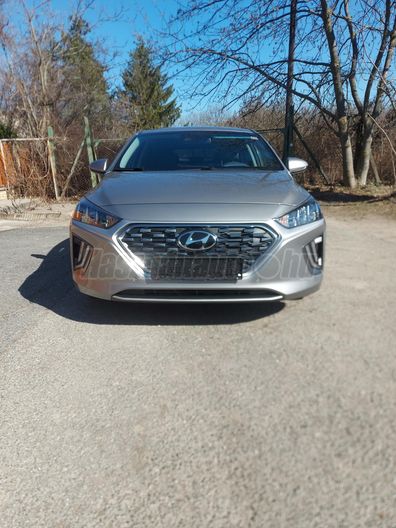 HYUNDAI IONIQ hybrid 1.6 GDi Premium DCT