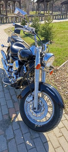 YAMAHA XVS 650 DRAG STAR CLASSIC