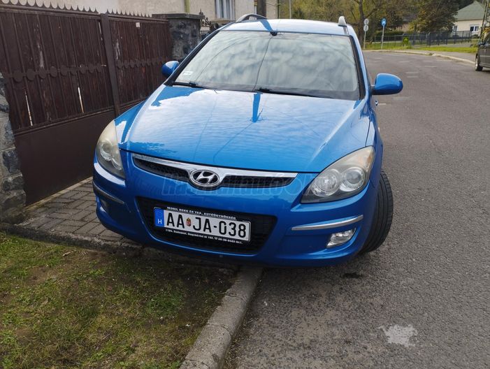 HYUNDAI I30 i30u CW 1.6 DOHC Style