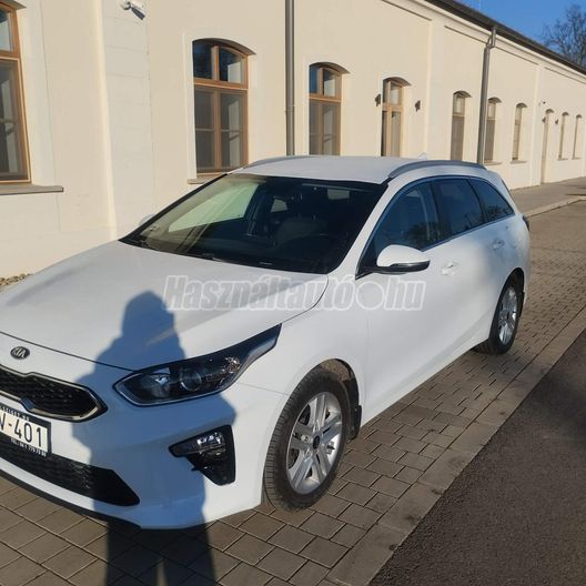 KIA CEE'D Ceed SW 1.6 CRDi HP Hybrid Gold DCT