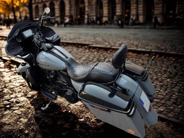 HARLEY-DAVIDSON ROAD GLIDE LIMITED