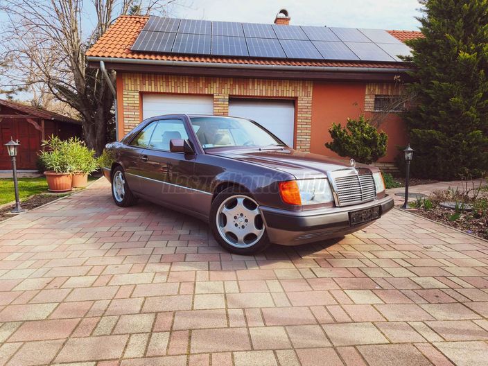 MERCEDES-BENZ CE 300