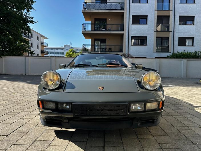 PORSCHE 928 S