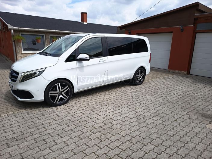 MERCEDES-BENZ V-OSZTÁLY V 220 BlueTec d K (Automata) (7 személyes )