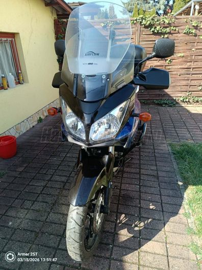 SUZUKI DL 650