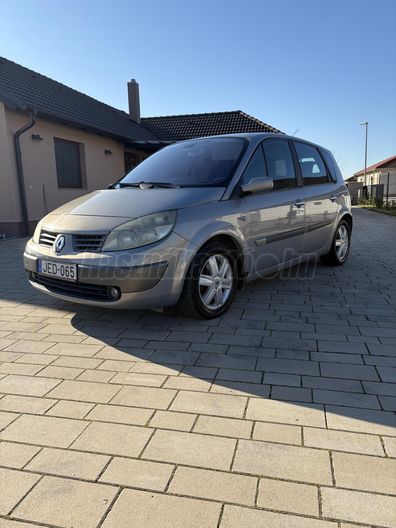RENAULT SCENIC Scénic 1.9 dCi Dynamique Plus