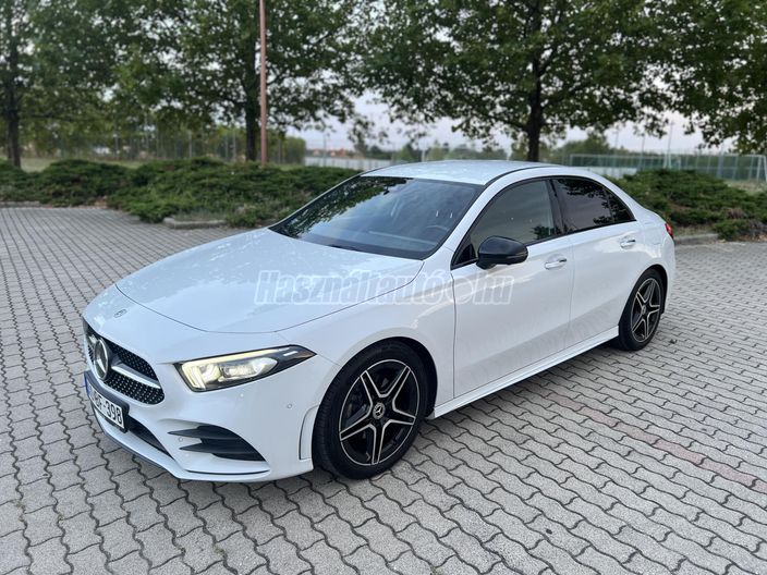 MERCEDES-BENZ A 200 d AMG Line Limuzin