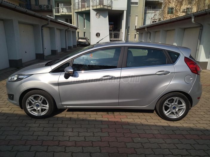 FORD FIESTA 1.0 GTDi EcoBoost Titanium