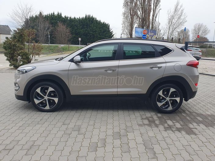 HYUNDAI TUCSON 1.7 CRDi HP Premium Special Edition DCT