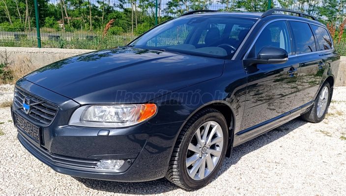 VOLVO V70 2.0 D [D4] Dynamic Edition Summum Geartronic