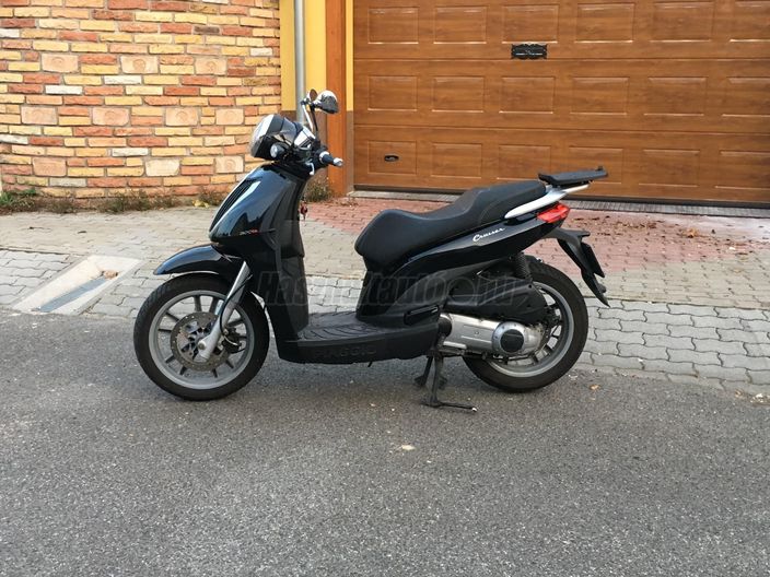 PIAGGIO CARNABY 300