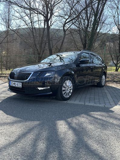 SKODA OCTAVIA Combi 1.6 CR TDI Ambition