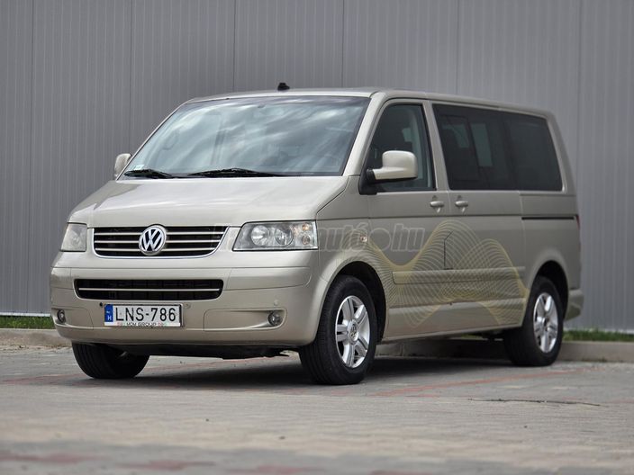 VOLKSWAGEN TRANSPORTER T5 2.5 TDI Multivan Highline Tiptronic