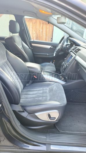 MERCEDES-BENZ R 320
