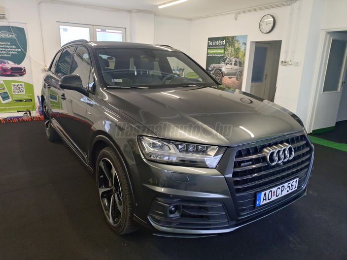 AUDI Q7 3.0 V6 TDI quattro Tiptronic ic [7 személy]
