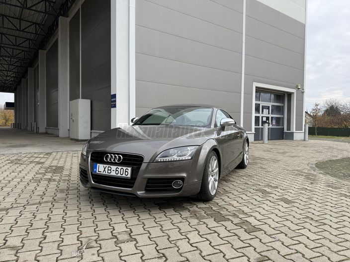 AUDI TT Coupe 2.0 TFSI S-tronic