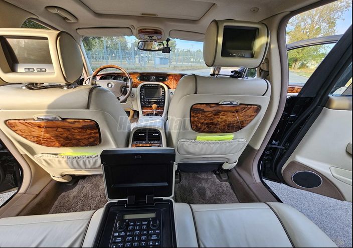 JAGUAR XJ Super 4.2 V8 S C LWB (Automata)