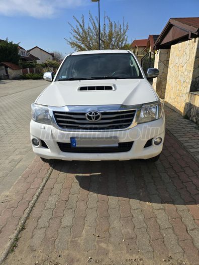 TOYOTA HILUX 2.5 D-4D 4x4 Double Comfort AC
