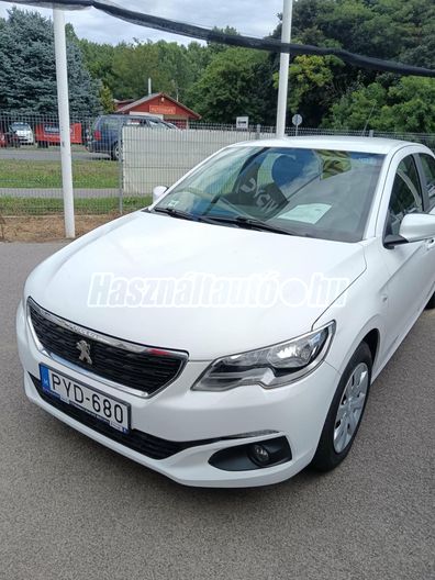 PEUGEOT 301 1.6 VTi Active