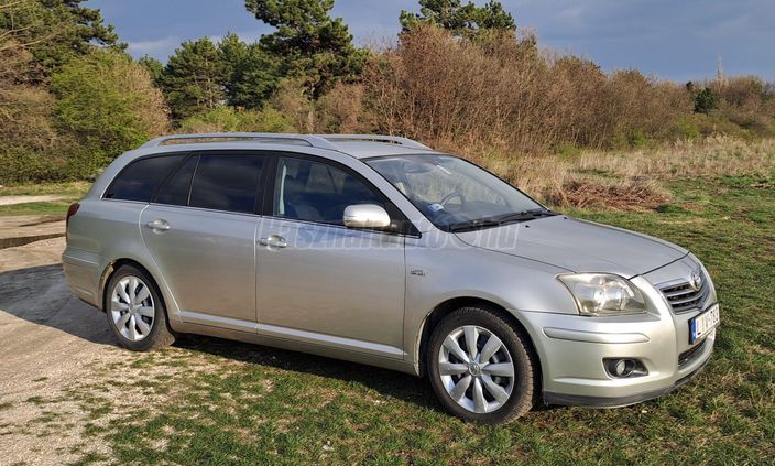 TOYOTA AVENSIS 2.2 DCAT Sol Plus